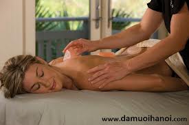 Một số phương pháp massage với đá massage